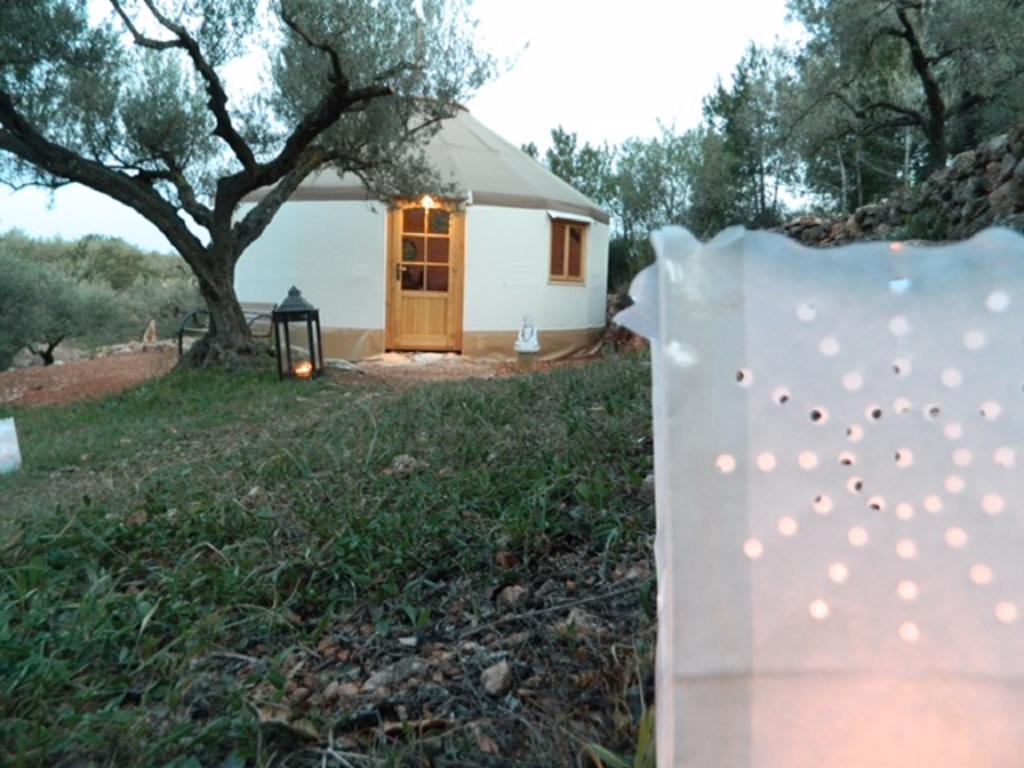 Yurta Mongola Delta Del Ebro Hotel Camarles Exterior photo